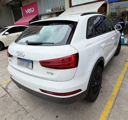 AUDI Q3 1.4 TFSI AMBIENTE FLEX 4P S TRONIC